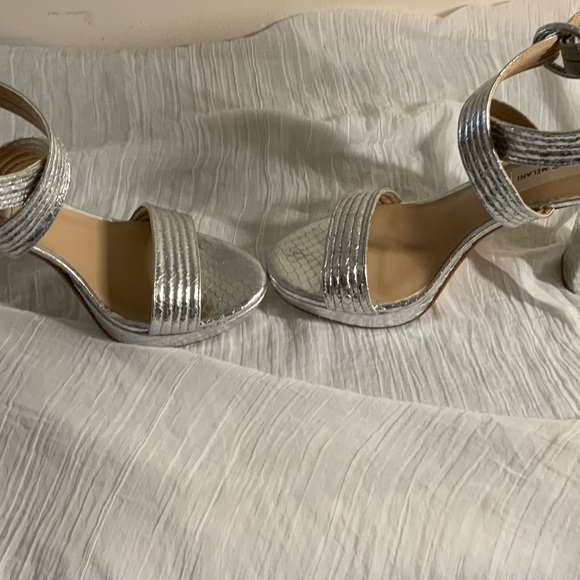 Antonio Melani Camille Metallic Snake Print Platform Heel - Picture 5 of 11